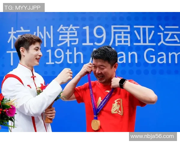 重庆羽毛球队荣登全国团队协作排行榜第五名展现团结拼搏精神